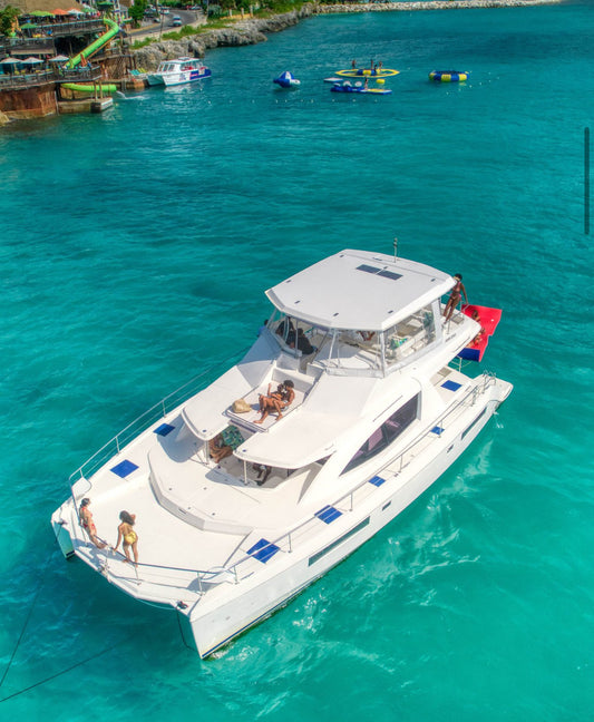 2HR PRIVATE PARTY YACHT ( 1-10 GUESTS)