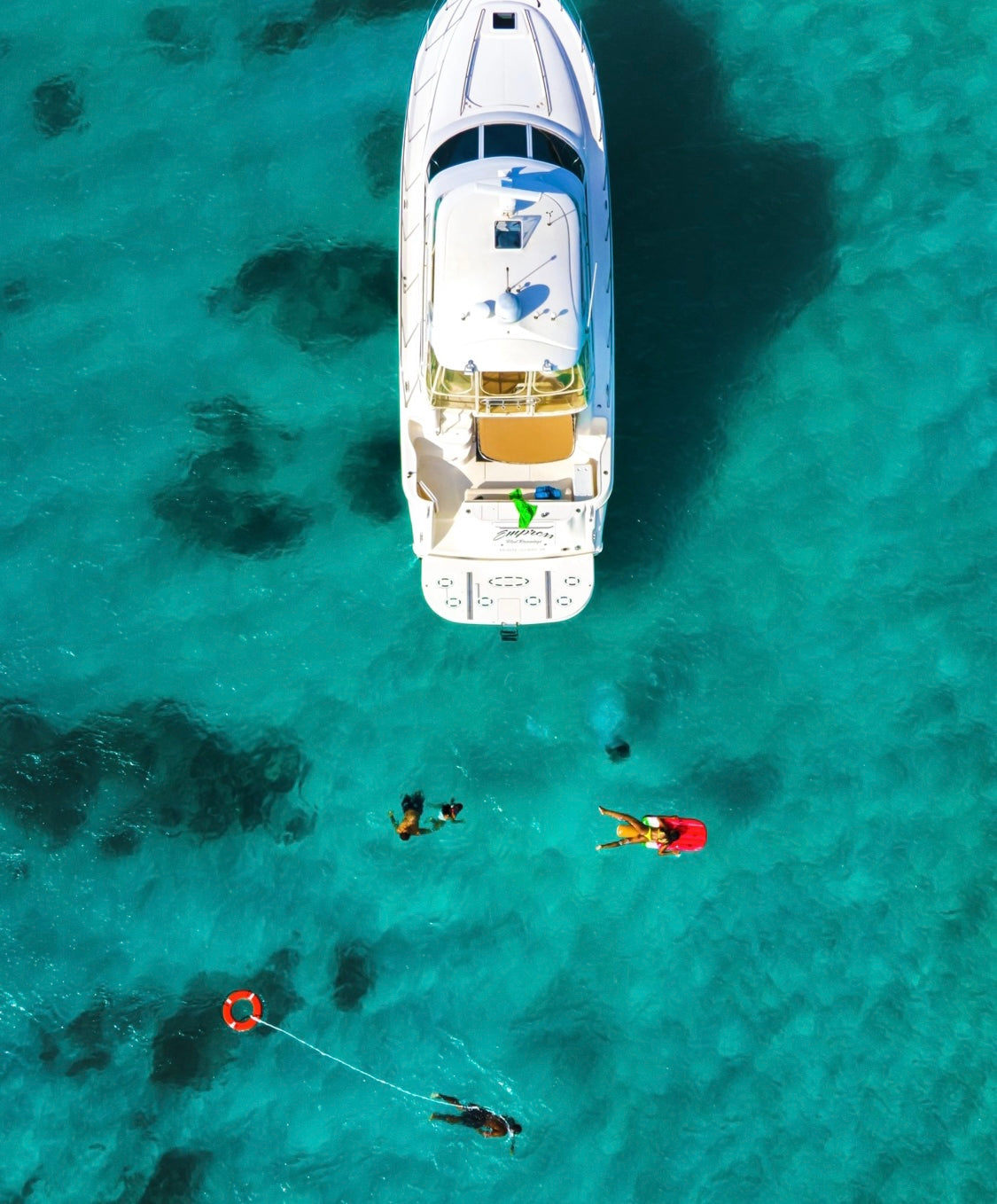 4HR HALF DAY ALL-INCLUSIVE LUXURY PRIVATE PARTY YACHT (1-15 GUESTS)