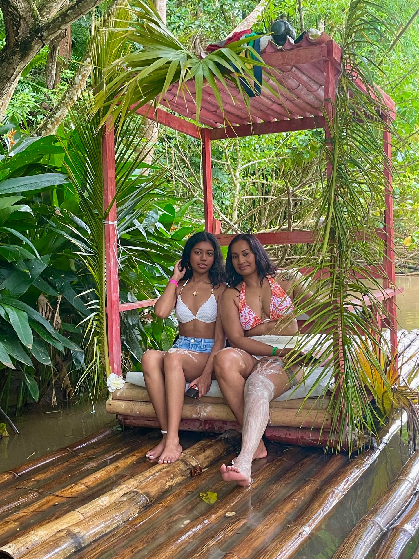 3-in-1 Bamboo Rafting + Limestone Foot Massage + Weed Farm 🍃 + Rick’s Café Experience. (Transportation MUST
be purchased if this is for a solo traveler as this is a multi-location excursion)..Free
Transportation provided ONLY
for groups of two or more.)